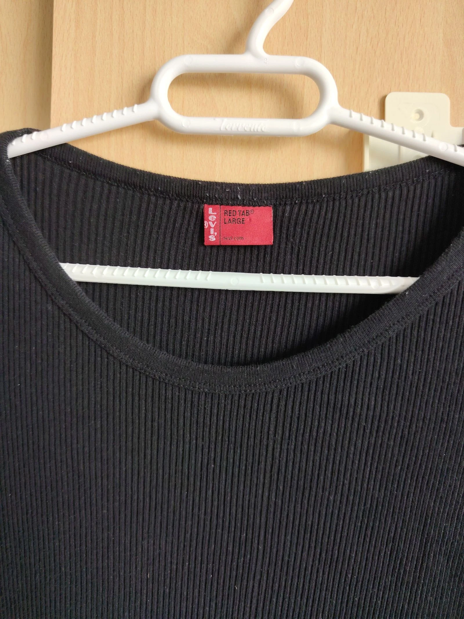 Camiseta canale Levi's Red Tab zwart – photo 2